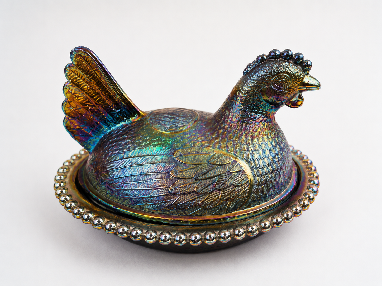 Vintage Iridescent Carnival Glass Hen Covered Dish with Beaded Edge - Image 3